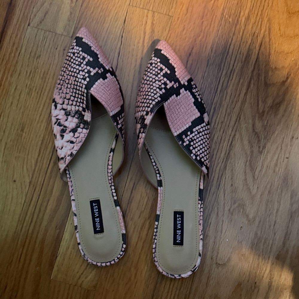 Nine West Pink and Black Snake Print Flats